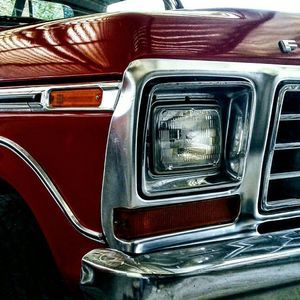 Meet your Posher, Lupe